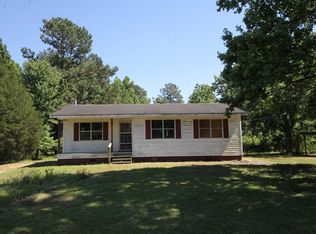1486 Watershed Rd, Newton Grove, NC 28366