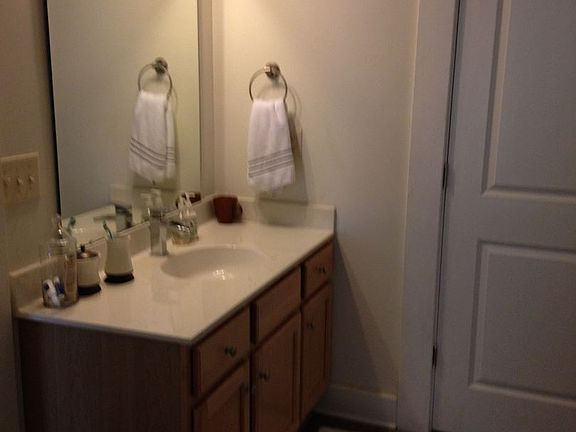 4th image of 350 Mohawk Dr Unit 403