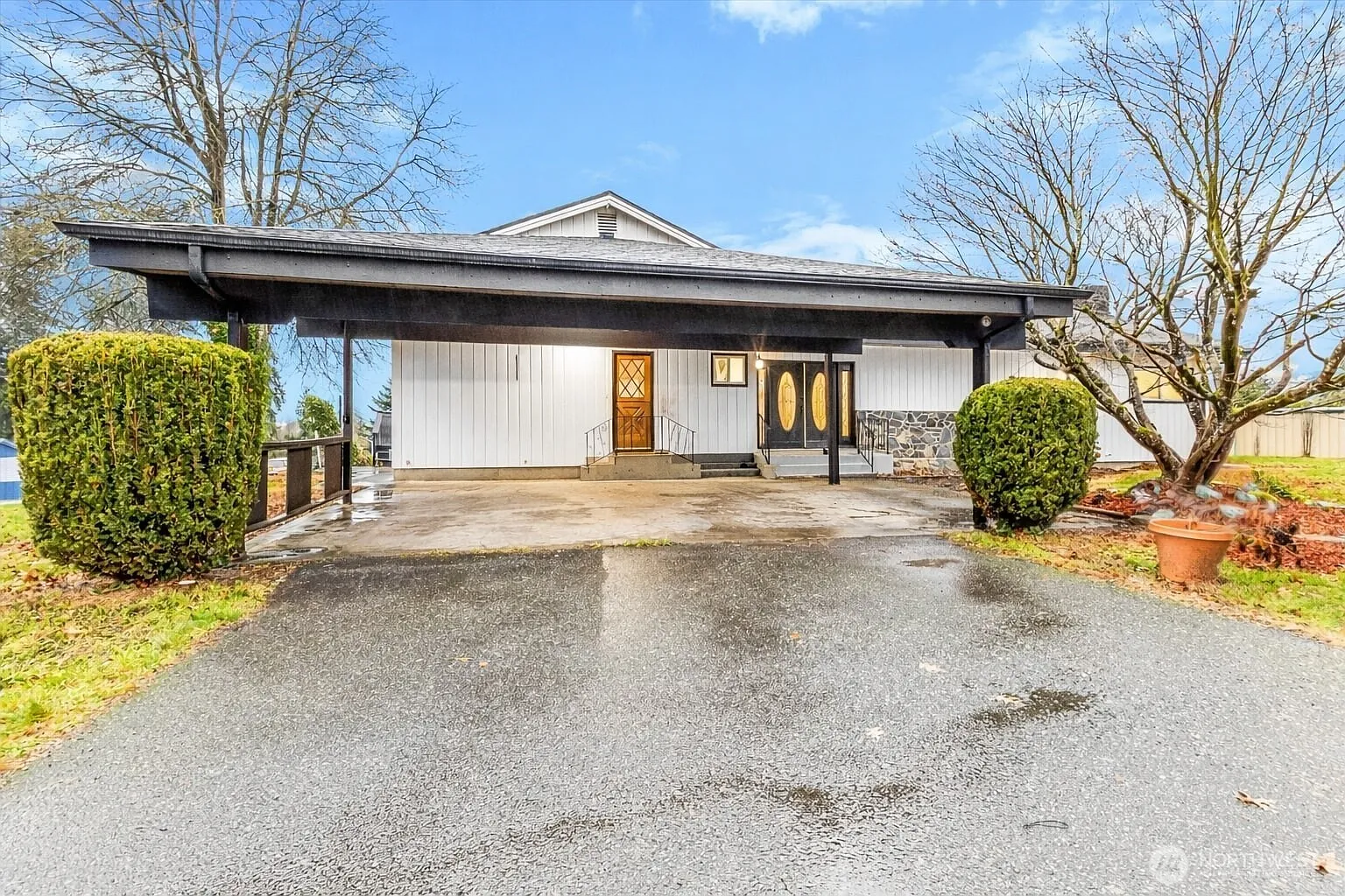 369 14th Street photo 1