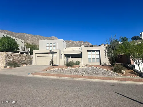 5656 Burning Tree Dr Photo 1