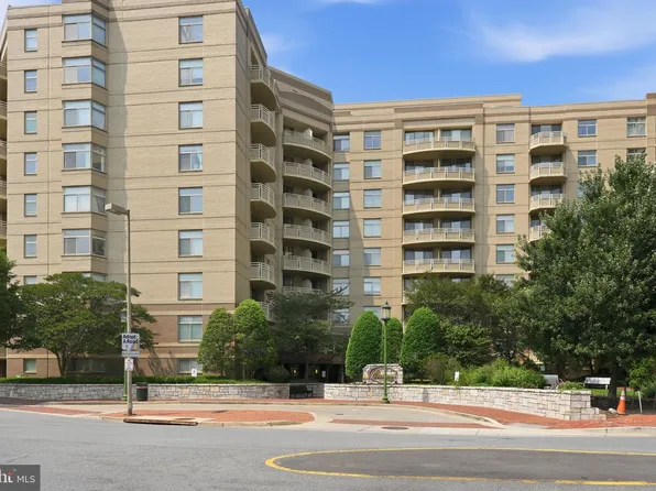 7111 Woodmont Ave APT 106, Bethesda, MD 20815