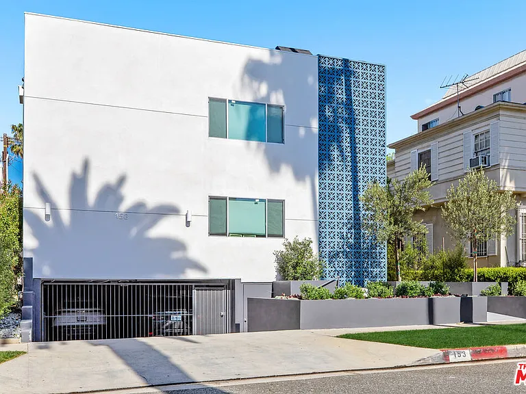 153 S Palm Dr #PENTHOUSE — Photo 34