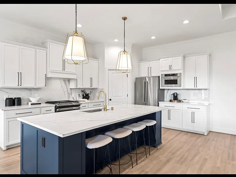 6994 Gentle Breeze Dr — Photo 5