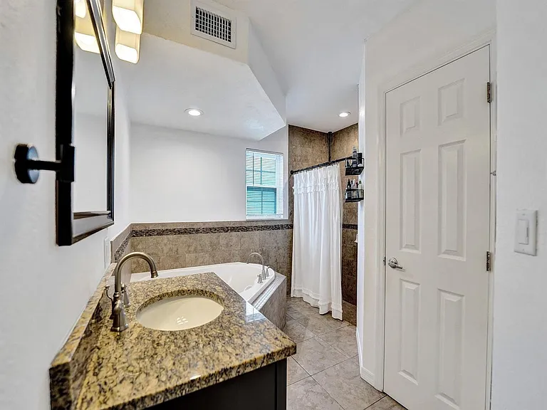 4960 SW 89th Ave #4960 — Photo 9