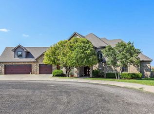 19 Muirfield Ln, Amarillo, TX 79124