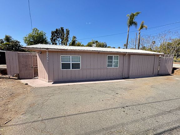 2nd image of 1335 W Vista Way APT B