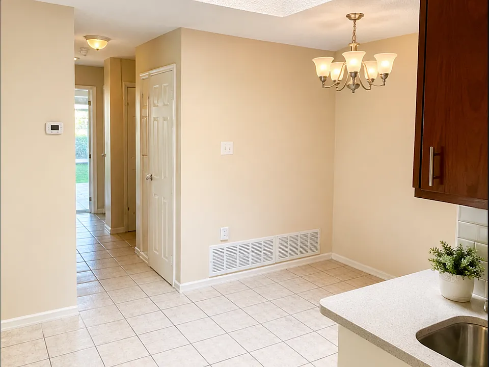 2309 Woodmont Trl