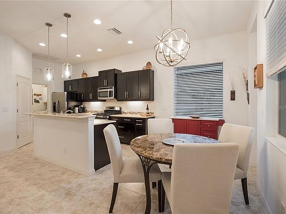 5th image of 4667 Claremont Park Dr