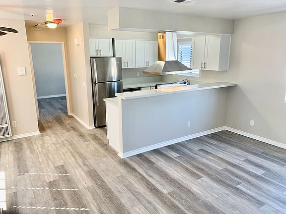 3rd image of 508 Sportfisher Dr APT 4