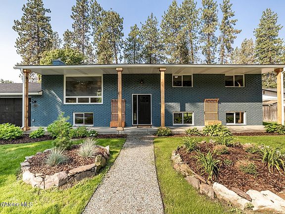 4th image of 4144 E Woodland Dr