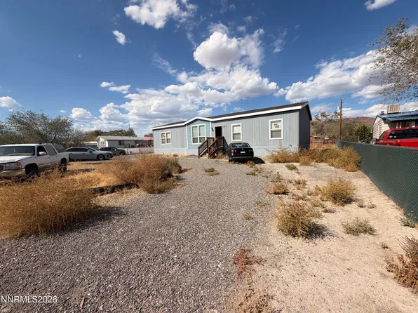 1075 Donner Trl, Silver Springs, NV 89429