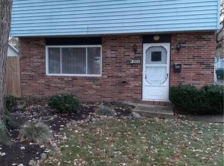1200 E 362nd St, Eastlake, OH 44095