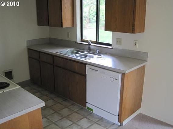 4th image of 1711 NE 97th St