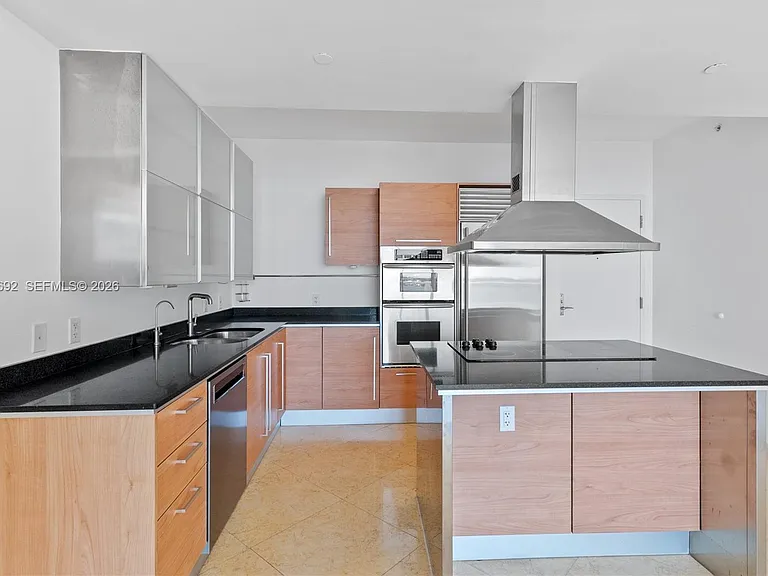 218 SE 14th St #1803 — Photo 1