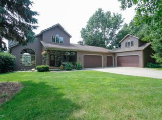 22833 Weather Vane Ct, Mattawan, MI 49071