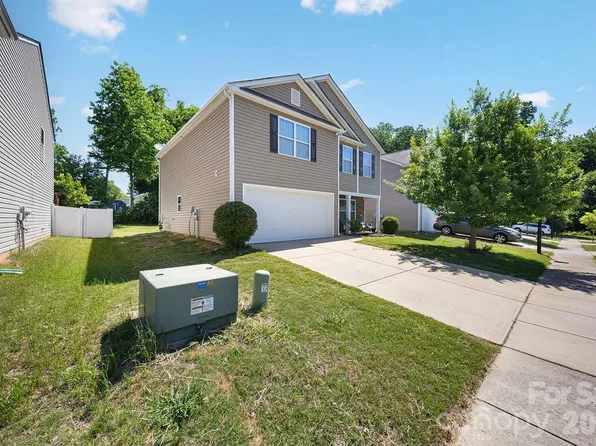 5329 Park Brook Dr, Charlotte, NC 28269