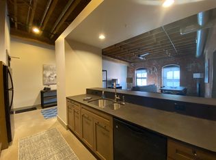 955 Washington St #301, Dubuque, IA 52001