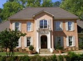 2532 Eastover Dr, Jackson, MS 39211