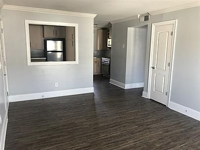 2nd image of 2637 River Dr Unit 3
