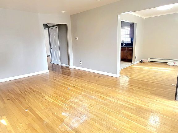 4th image of 130-11 149th St