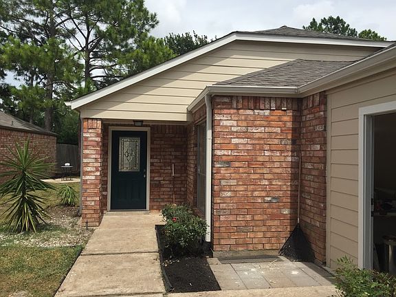 2nd image of 1926 Summerfield Pl