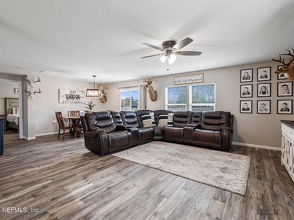 2nd image of 3304 CANYON FALLS Drive