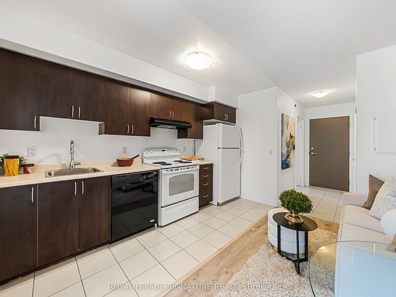 4th image of 35 Saranac Blvd #721