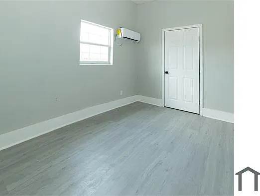 1012 Hancock Ave — Photo 8