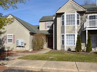 1071 Fleetwood Dr APT F, Northfield, OH 44067
