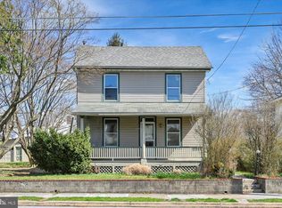 19 Poplar St, Mount Joy, PA 17552