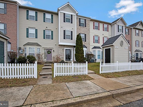 3rd image of 1969 Buckwheat Ct