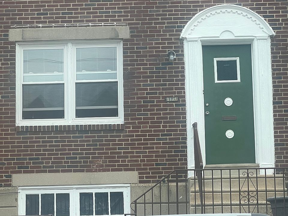 1st image of 2121 E Washington Ln #1