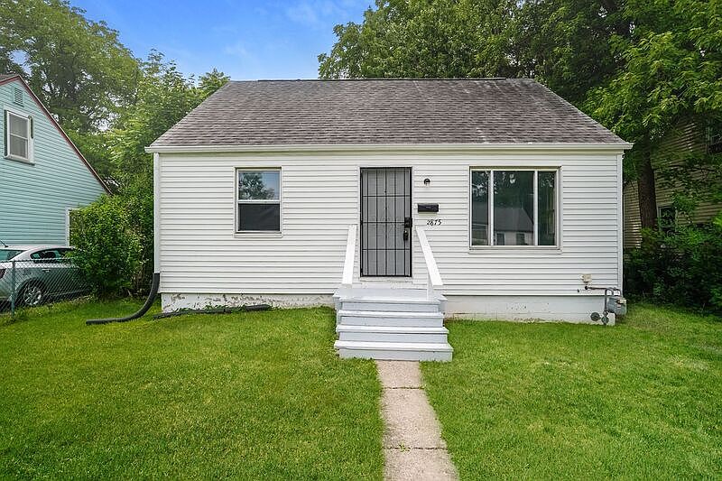 1st image of 2875 E 12th Ave