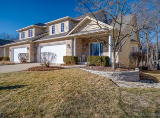 781 Manor Hill Pl, Sugar Grove, IL 60554