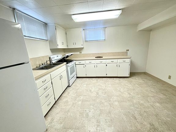 4th image of 860 N 15th St #B