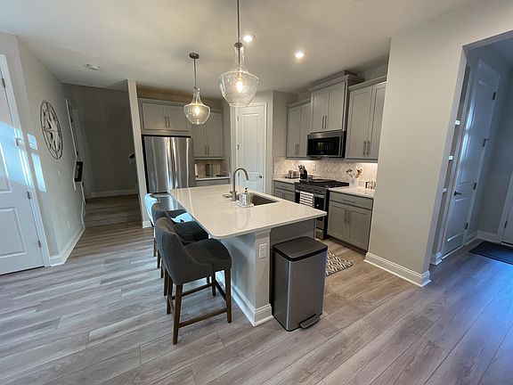 2nd image of 3556 Marsh Reserve Blvd