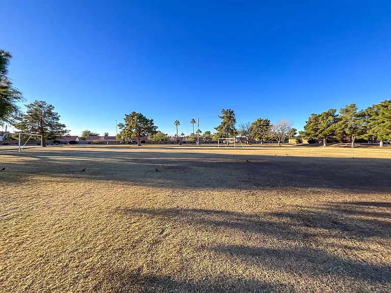 9276 E Sutton Dr — Photo 38