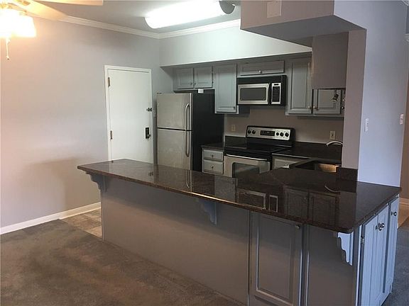 4th image of 1750 Saint Charles Ave APT 543