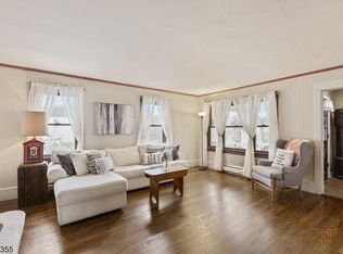 1 Orchard St, Mendham, NJ 07945