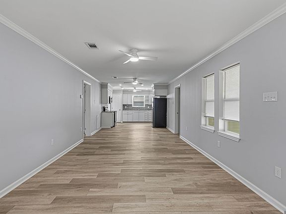 4th image of 15687 Penalber Rd