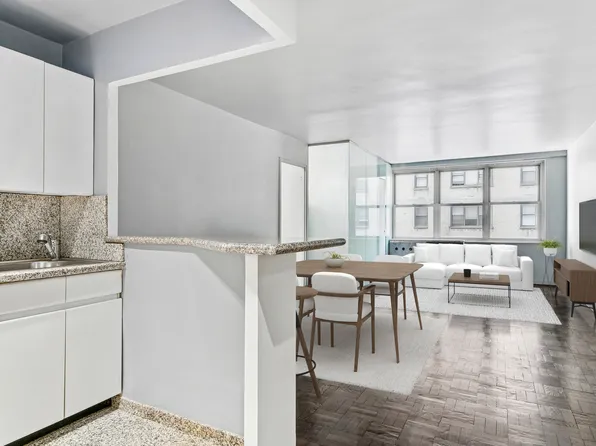 209 East 56th Street image 3 of 34