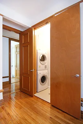 Rented by WAM Partners - William Moses Co. | media 79