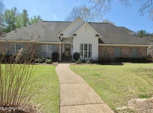 103 Bayberry Ln, Madison, MS 39110