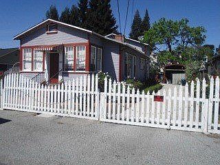 1st image of 125 Bonita Ave