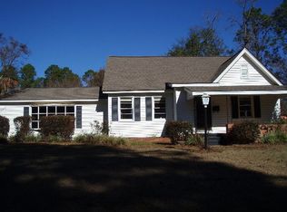611 W 2nd St, Ocilla, GA 31774