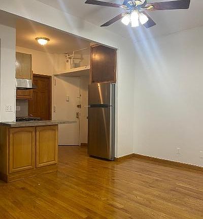 4th image of 26-18 18th St #2C