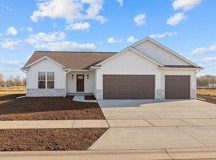 N8856 Dublin Pass, Menasha, WI 54952