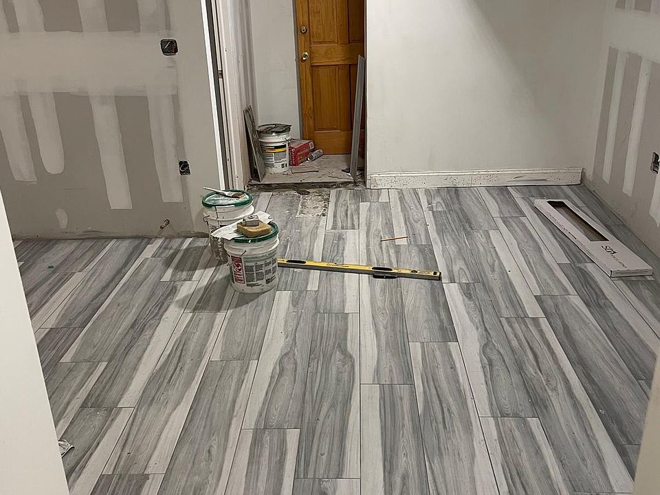 2nd image of 295 Ashford St #1