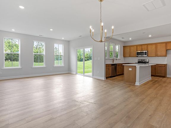 3rd image of 443 White Oak Garden Way #329