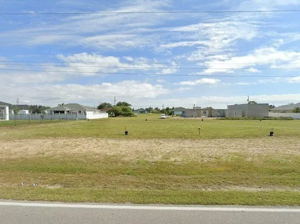 1021 Santa Barbara Blvd N, Cape Coral, FL 33993
